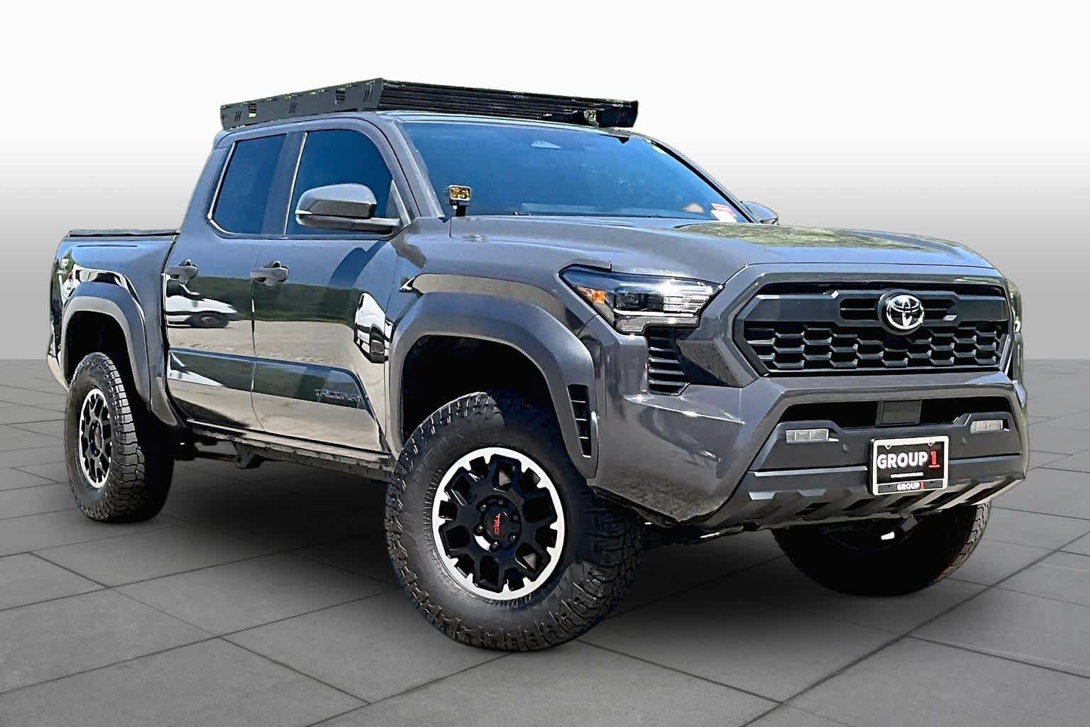 Used 2024 Toyota Tacoma TRD Off-Road w/ TRD Off Road Upgrade Package AWD/4WD image 3