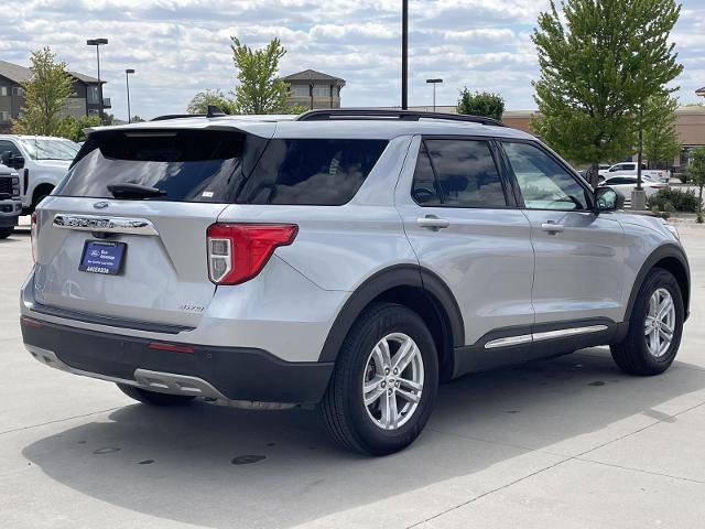 Certified 2021 Ford Explorer XLT w/ Equipment Group 202A AWD/4WD image 7