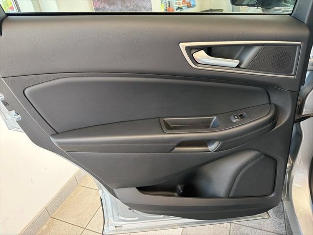 Certified 2022 Ford Edge SEL w/ Convenience Package AWD/4WD image 15