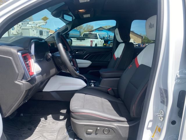 Used 2024 GMC Canyon AT4X w/ AT4X AEV Edition AWD/4WD image 14