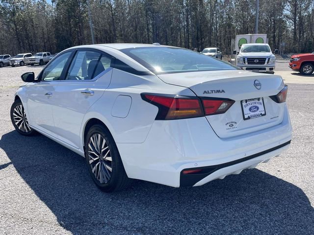 Used 2025 Nissan Altima 2.5 SV image 3