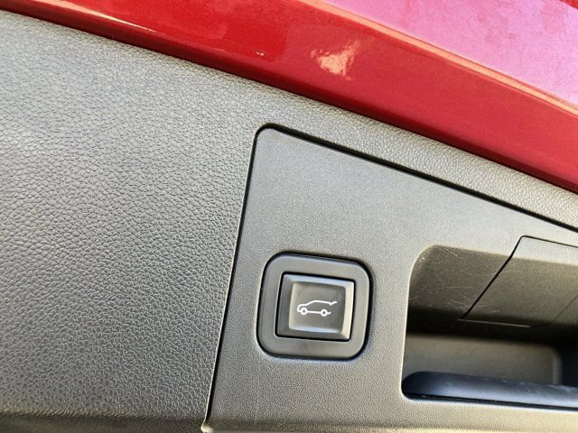 Used 2019 Cadillac XT4 Sport image 39