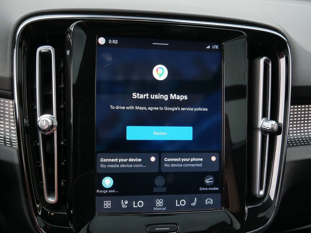 Used 2021 Volvo XC40 P8 Recharge w/ Advanced Package image 20