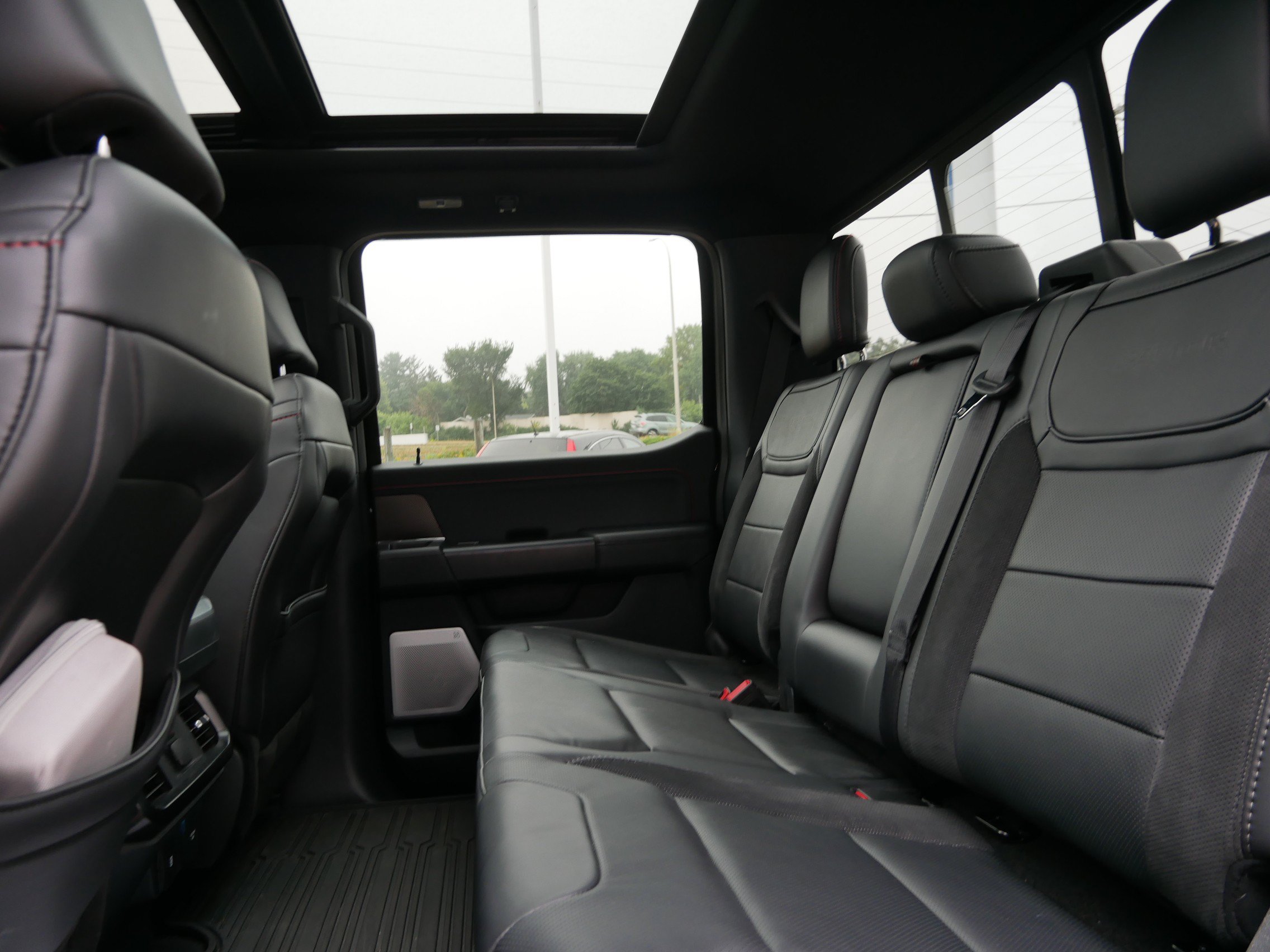 Certified 2025 Ford F150 Raptor AWD/4WD image 7