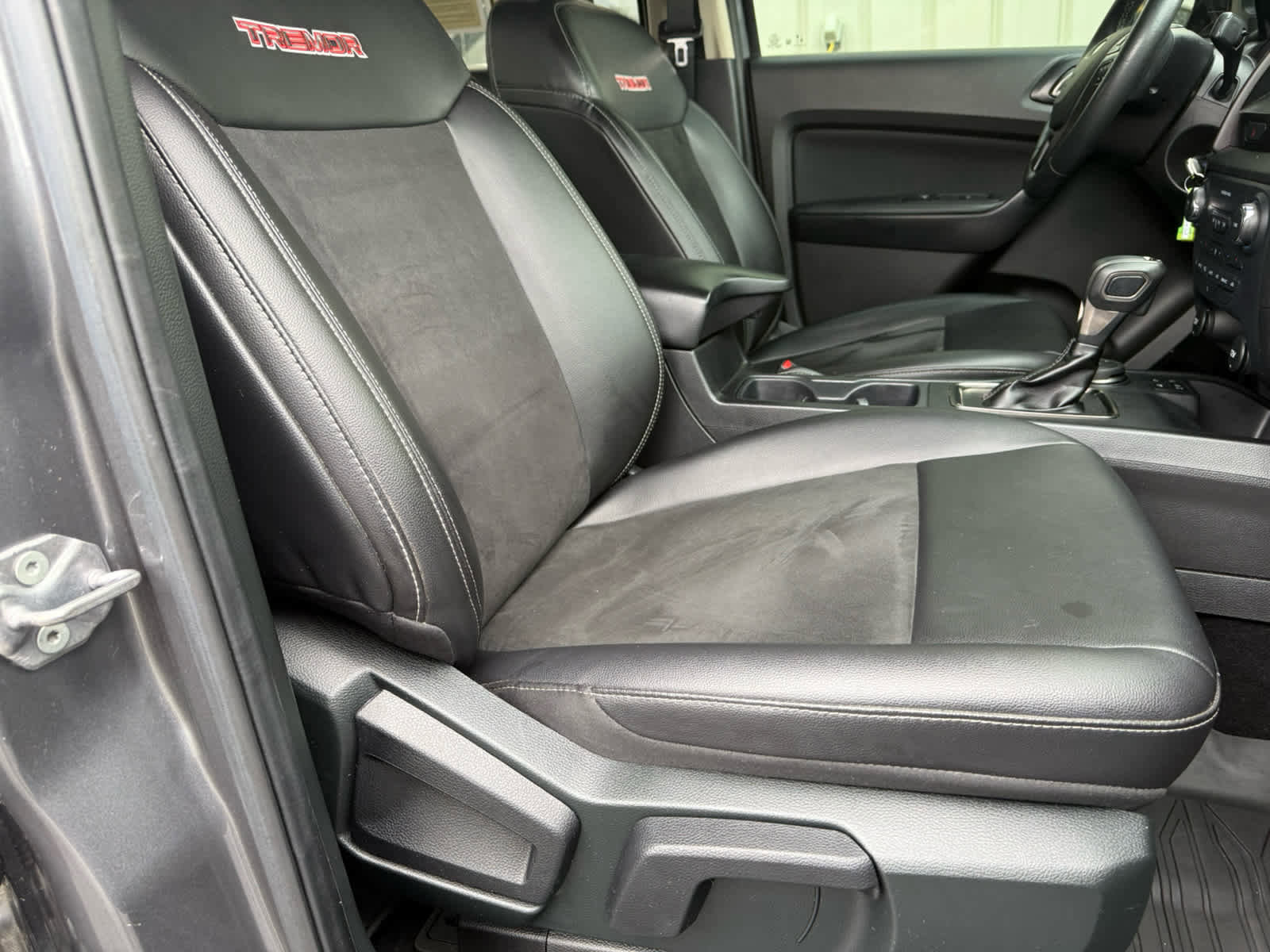 Certified 2022 Ford Ranger XLT w/ Tremor Off-Road Package image 15