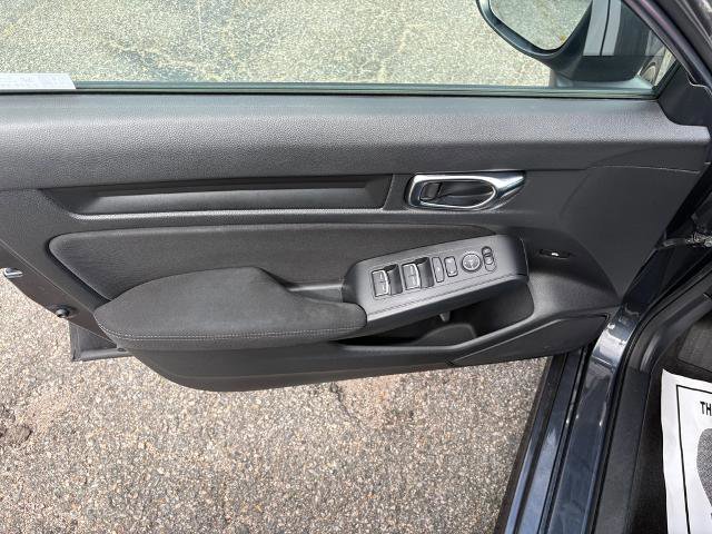 Used 2023 Honda Civic Sport image 10