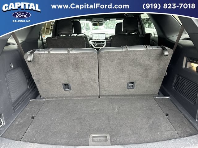 Certified 2025 Ford Explorer ST-Line w/ Premium Package RWD image 16