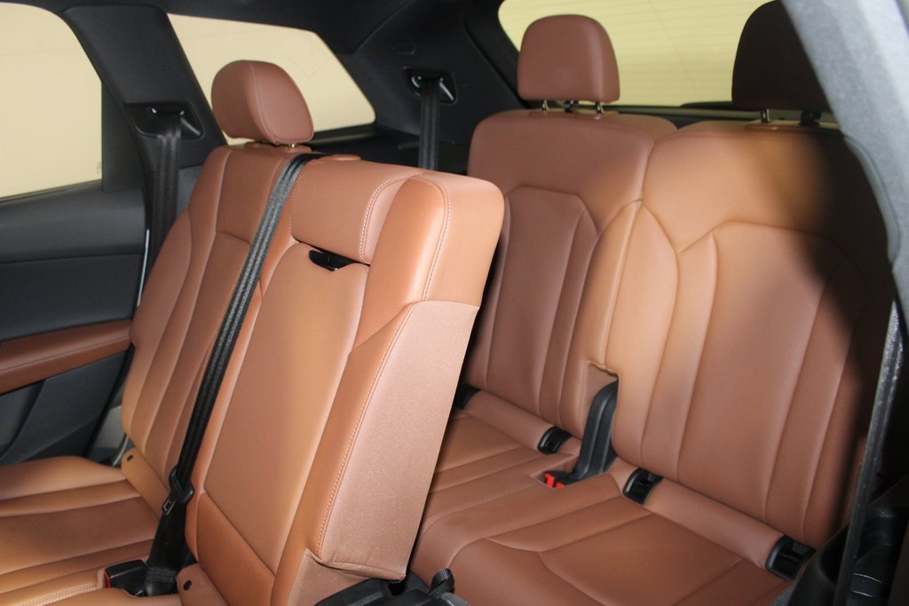 Used 2025 Audi Q7 3.0T Premium Plus w/ Premium Plus Package image 12