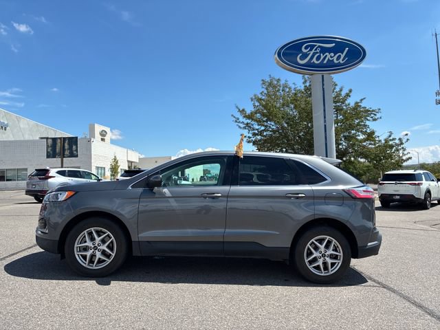 Certified 2024 Ford Edge SEL w/ Convenience Package AWD/4WD image 2