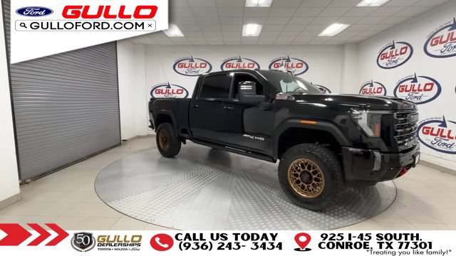 Used 2024 GMC Sierra 2500 AT4 w/ AT4 Premium Plus Package AWD/4WD image 2