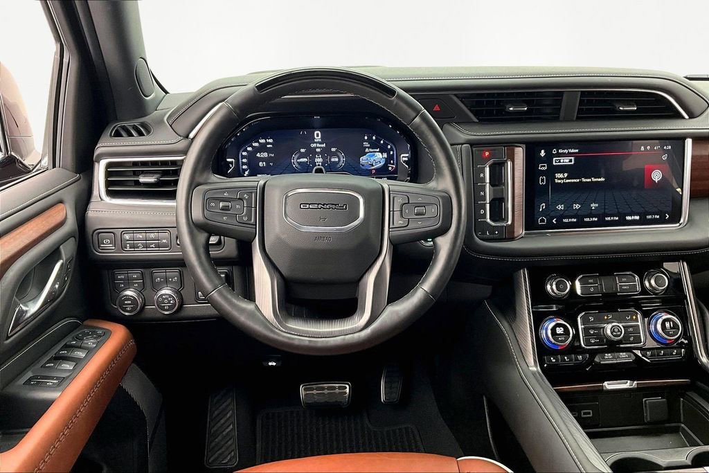 Used 2023 GMC Yukon Denali Ultimate image 5