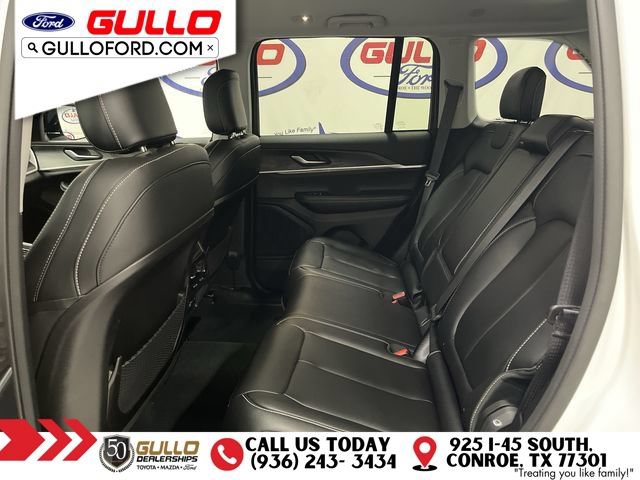 Used 2023 Jeep Grand Cherokee Limited AWD/4WD image 14