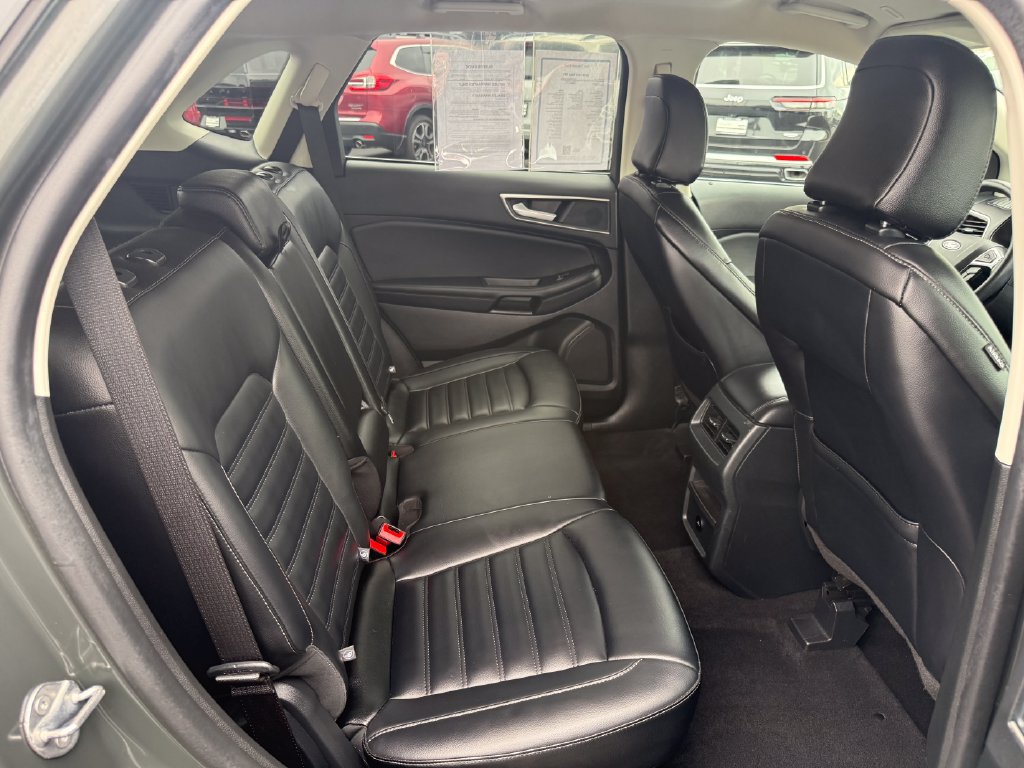 Certified 2024 Ford Edge SEL AWD/4WD image 20