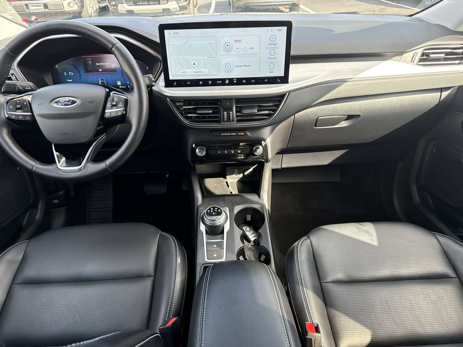 Certified 2025 Ford Escape Platinum FWD image 17