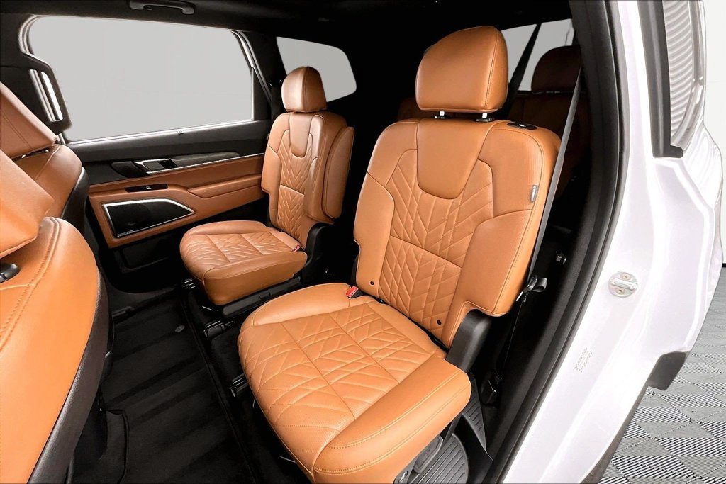 Used 2025 Kia Telluride SX X-Line AWD/4WD image 26