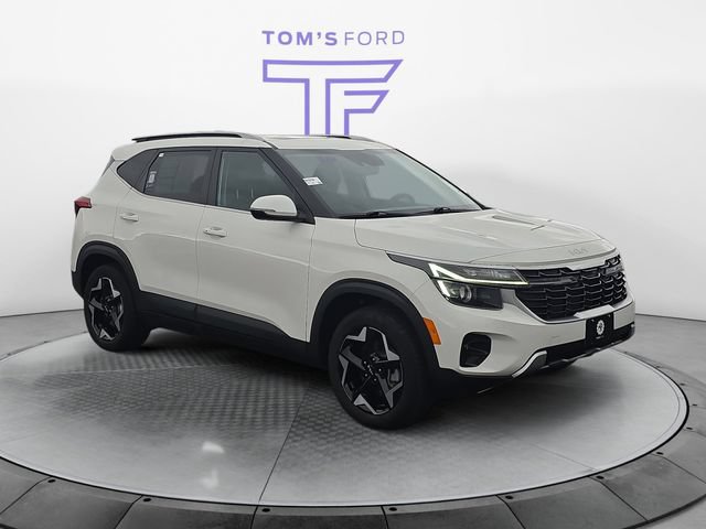 Used 2024 Kia Seltos EX AWD/4WD image 7