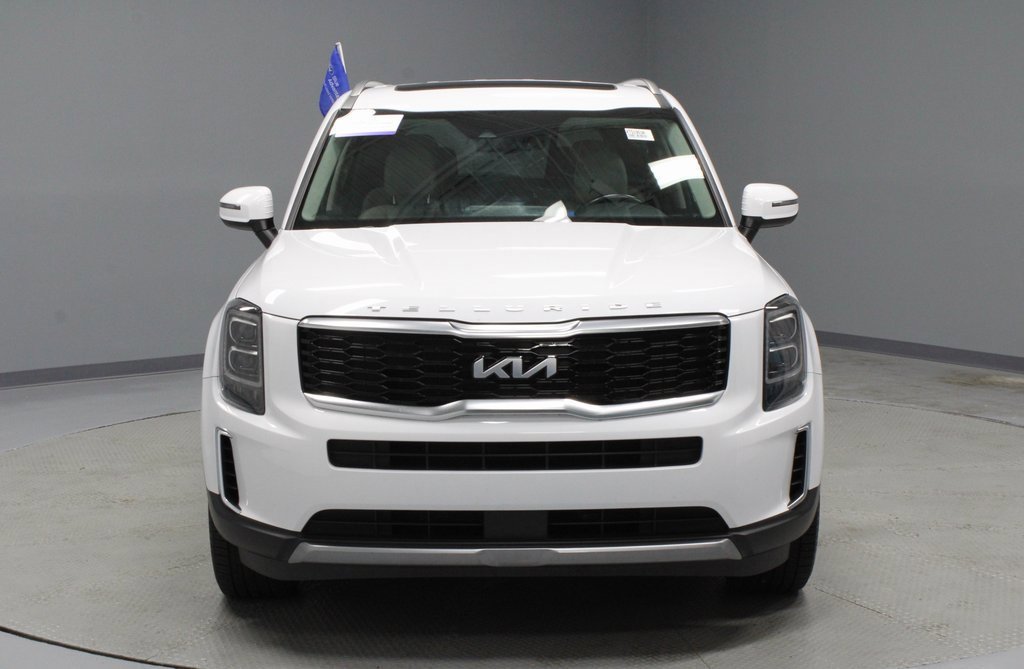Used 2022 Kia Telluride EX w/ EX Premium Package image 8