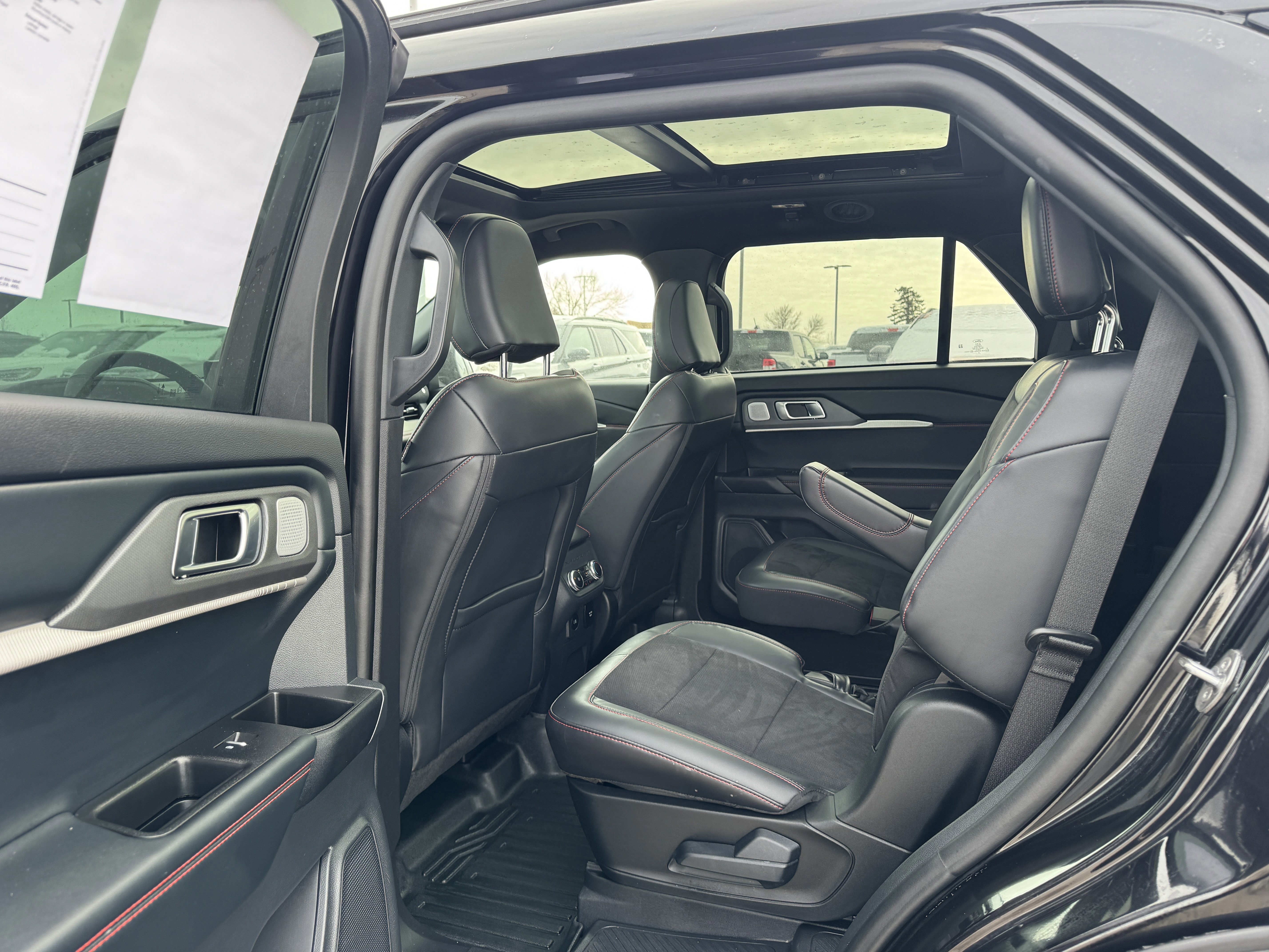 Certified 2025 Ford Explorer ST w/ Sun And Sound Package image 17