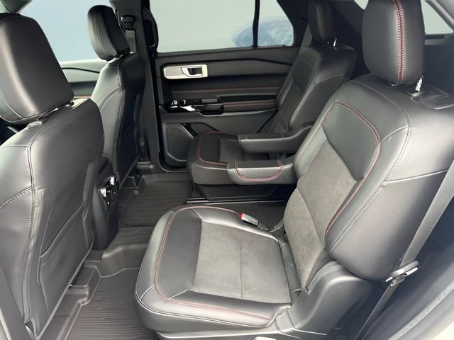 Certified 2023 Ford Explorer ST-Line w/ Class IV Trailer Tow Package RWD image 12