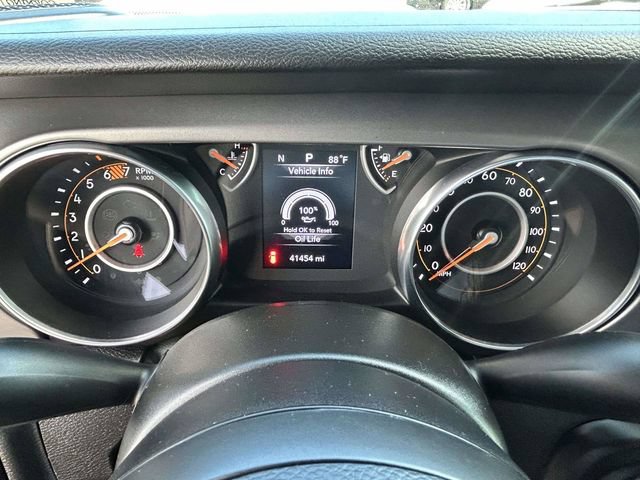 Used 2022 Jeep Wrangler Sport AWD/4WD image 30