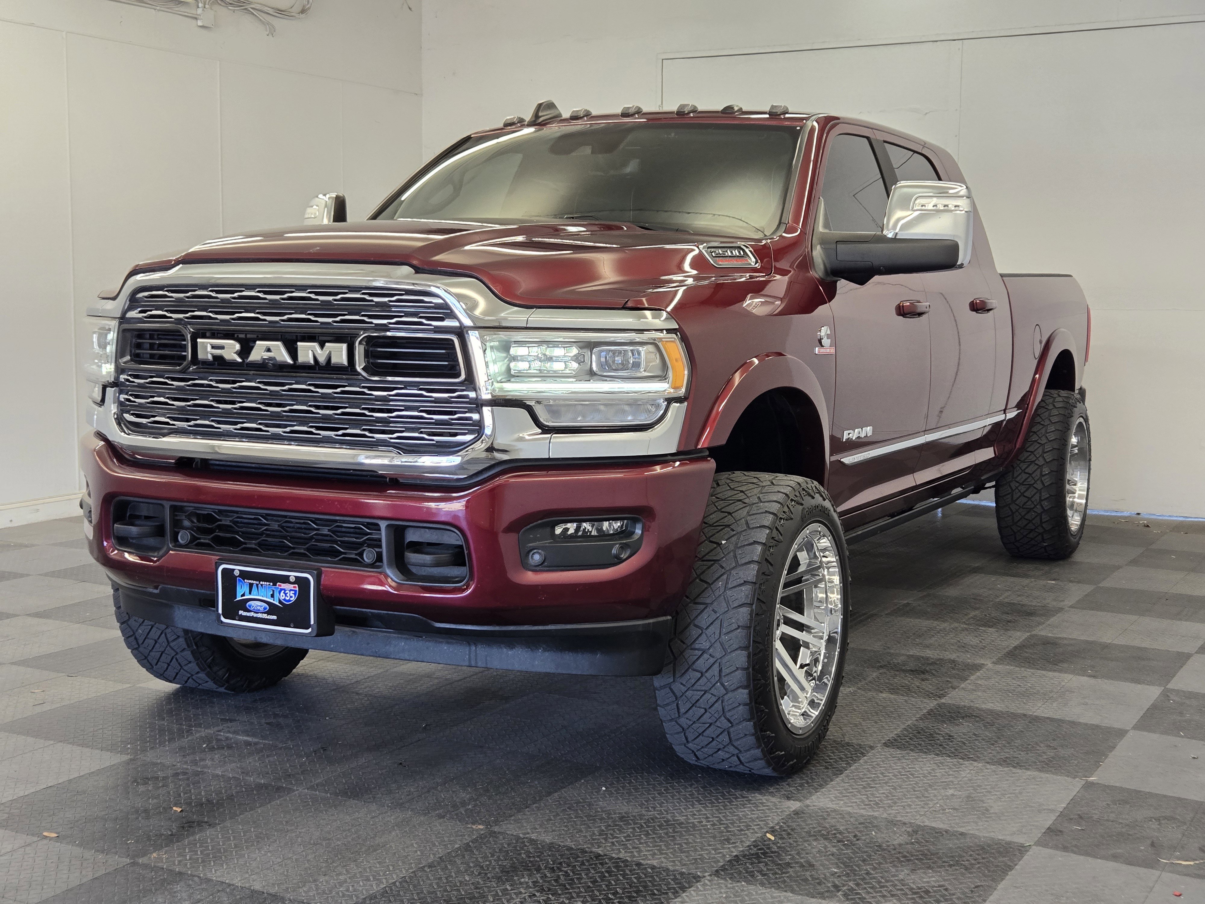 Used 2024 RAM 2500 Limited image 4