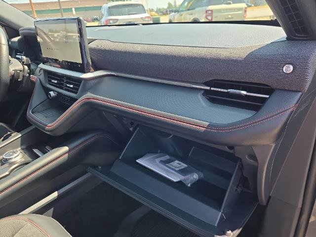 Certified 2025 Ford Explorer ST AWD/4WD image 38