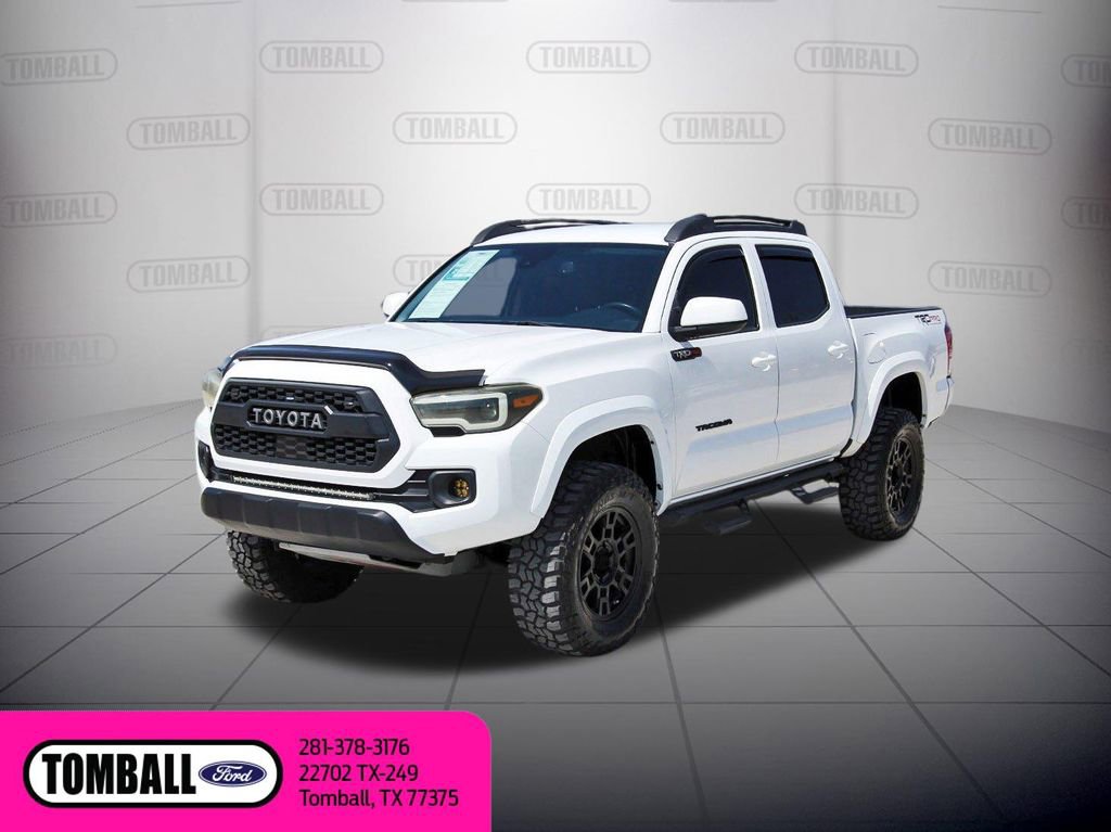 Used 2018 Toyota Tacoma SR5 RWD image 3