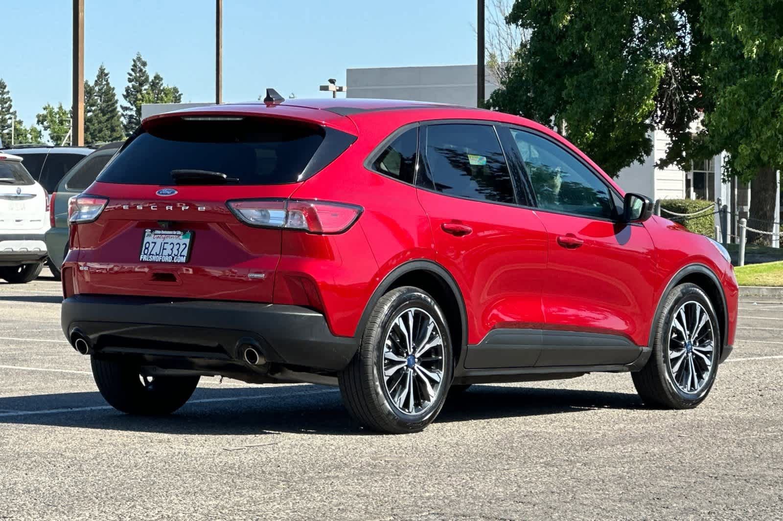 Certified 2021 Ford Escape SE w/ SE Sport Appearance Package FWD image 2