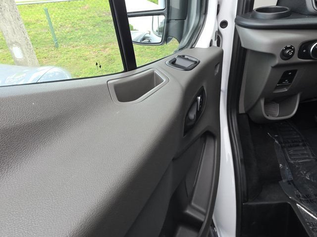 Certified 2025 Ford Transit 350 XLT RWD image 15
