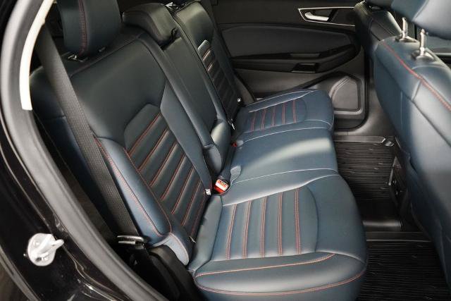Certified 2023 Ford Edge SEL w/ Sport Appearance Package AWD/4WD image 33