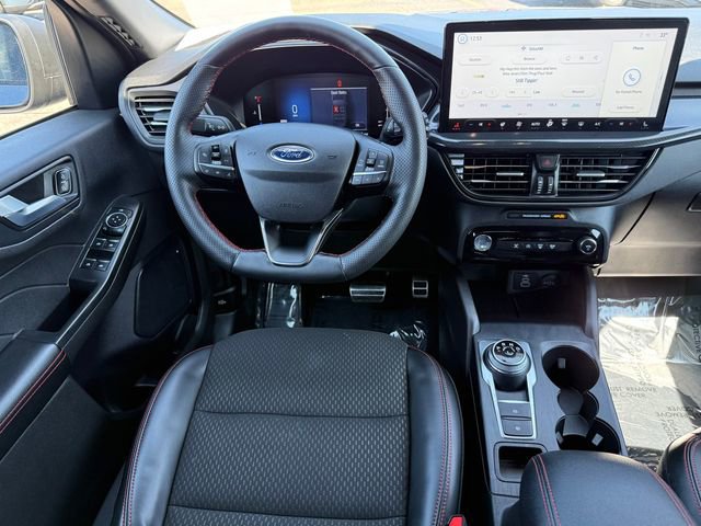 Certified 2024 Ford Escape ST-Line w/ Tech Pack #1 AWD/4WD image 8