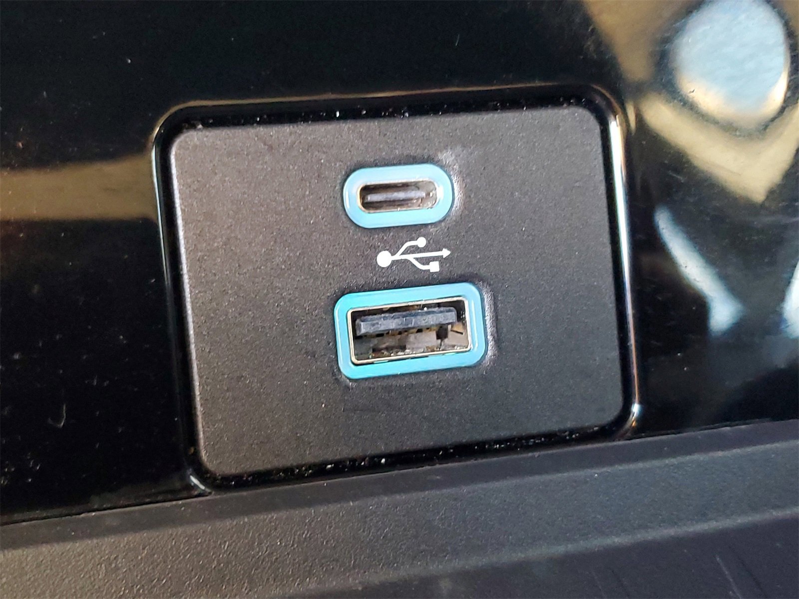 Certified 2023 Ford Mustang Mach-E Premium image 27