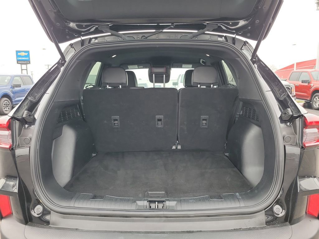 Certified 2025 Ford Escape ST-Line AWD/4WD image 10