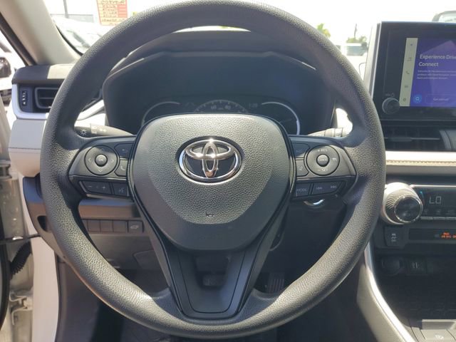 Used 2025 Toyota RAV4 XLE w/ Convenience Package FWD image 29