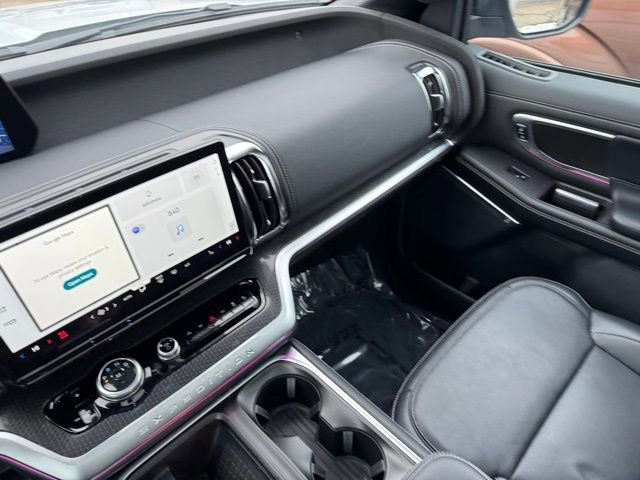 Certified 2025 Ford Expedition Max Platinum w/ Stealth Performance Package image 32