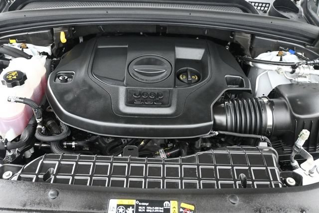 Used 2023 Jeep Grand Cherokee L Summit AWD/4WD image 35