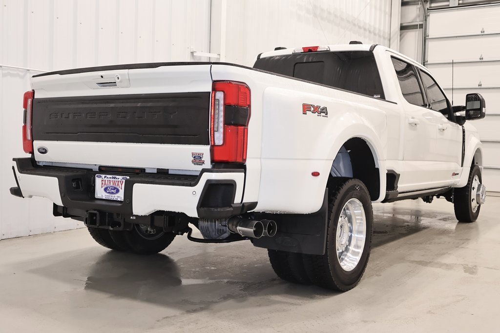 Certified 2025 Ford F450 Platinum w/ FX4 Off-Road Package image 6