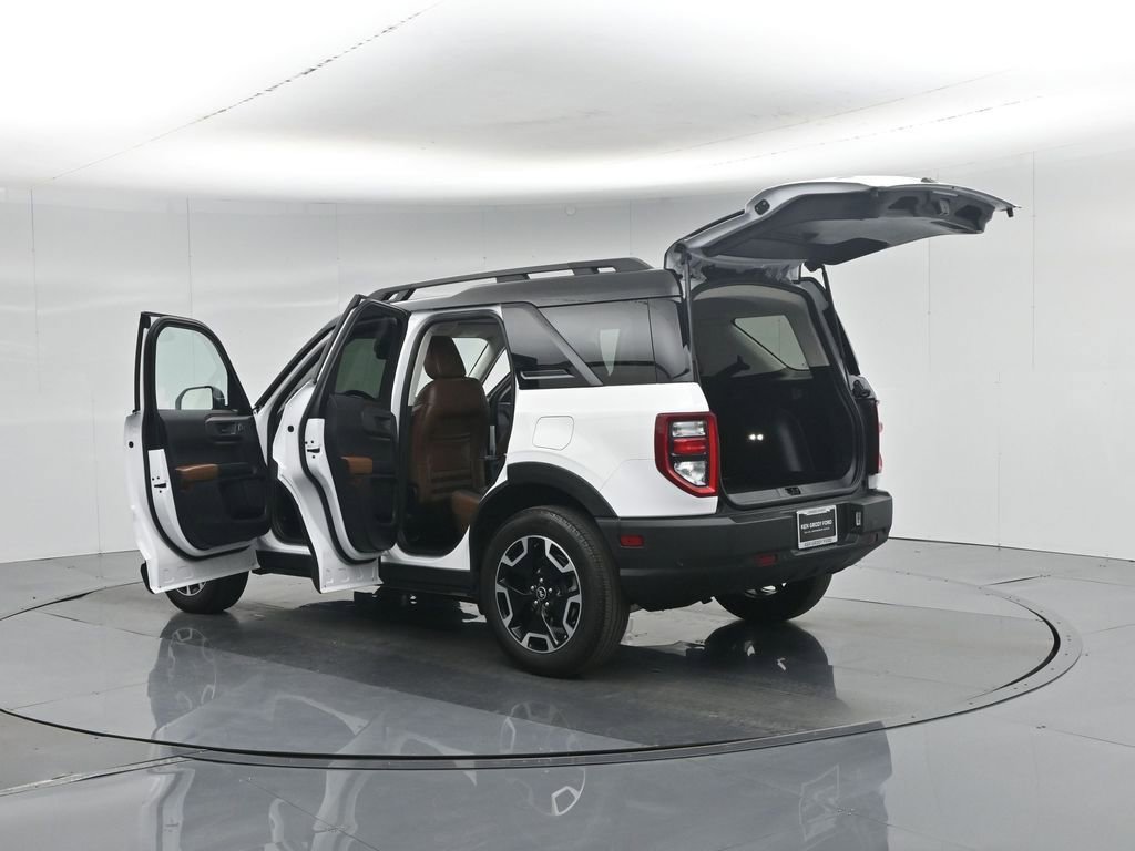 Certified 2024 Ford Bronco Sport Outer Banks w/ Tech Package AWD/4WD image 38