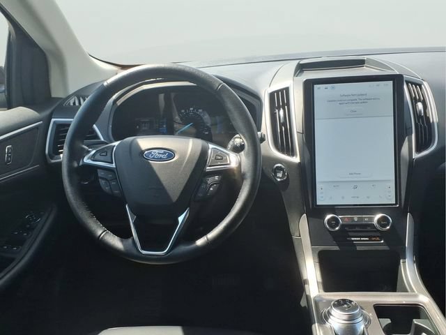 Certified 2024 Ford Edge SEL AWD/4WD image 11