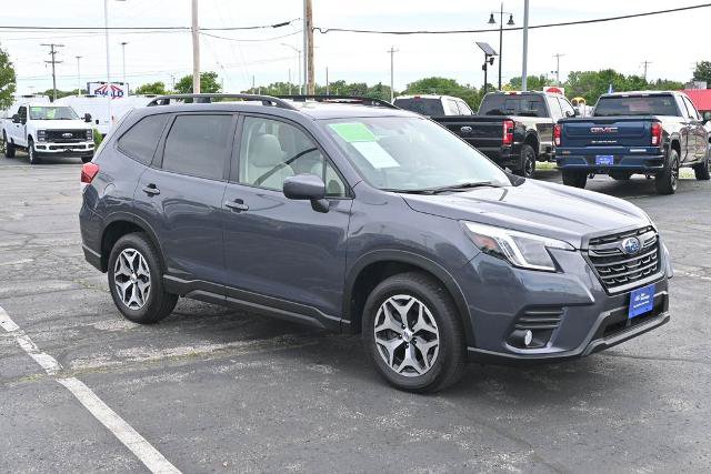 Used 2022 Subaru Forester Premium AWD/4WD image 7
