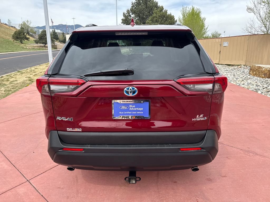 Used 2024 Toyota RAV4 LE image 4