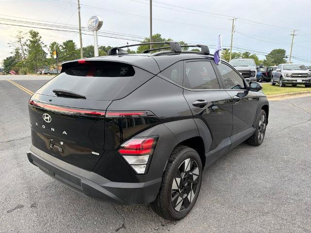 Used 2024 Hyundai Kona SEL w/ Convenience Package AWD/4WD image 5