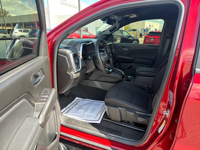Used 2025 GMC Canyon Elevation RWD image 17