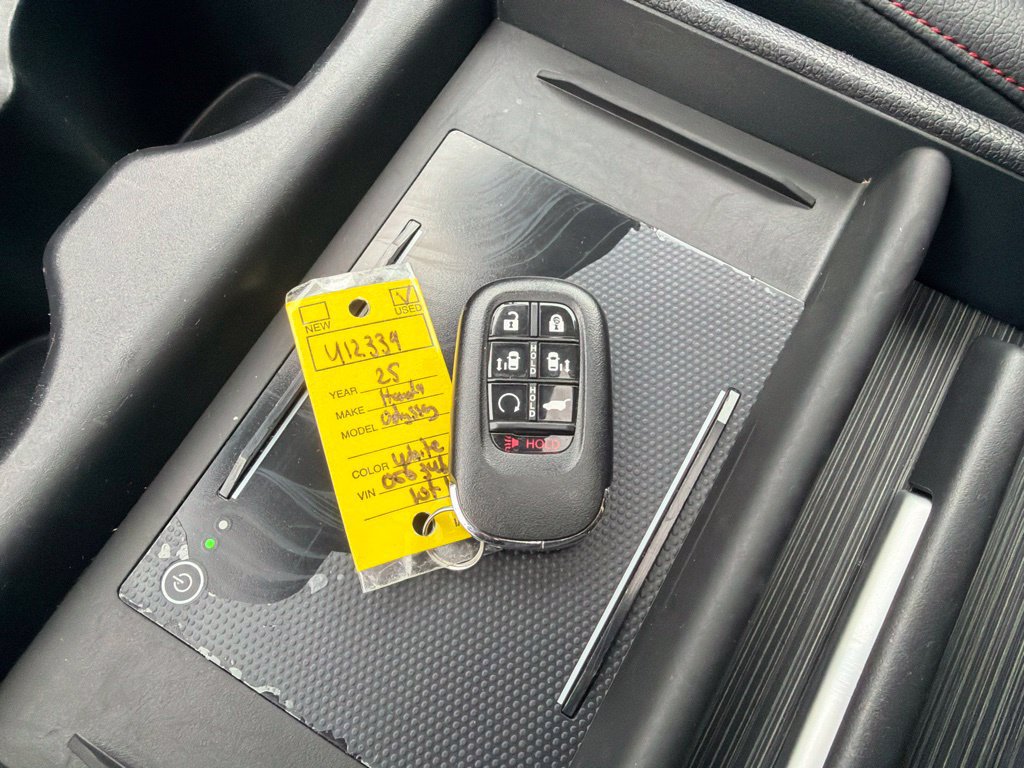 Used 2025 Honda Odyssey Sport-L image 23