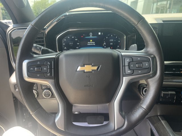 Used 2023 Chevrolet Silverado 1500 LTZ w/ LTZ Premium Package AWD/4WD image 15