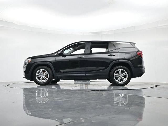Used 2022 GMC Terrain SLE image 36
