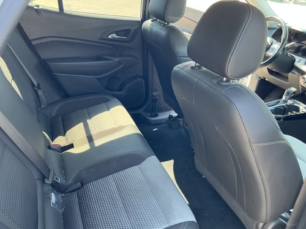 Used 2024 Chevrolet Trax LT w/ Driver Confidence Package FWD image 19