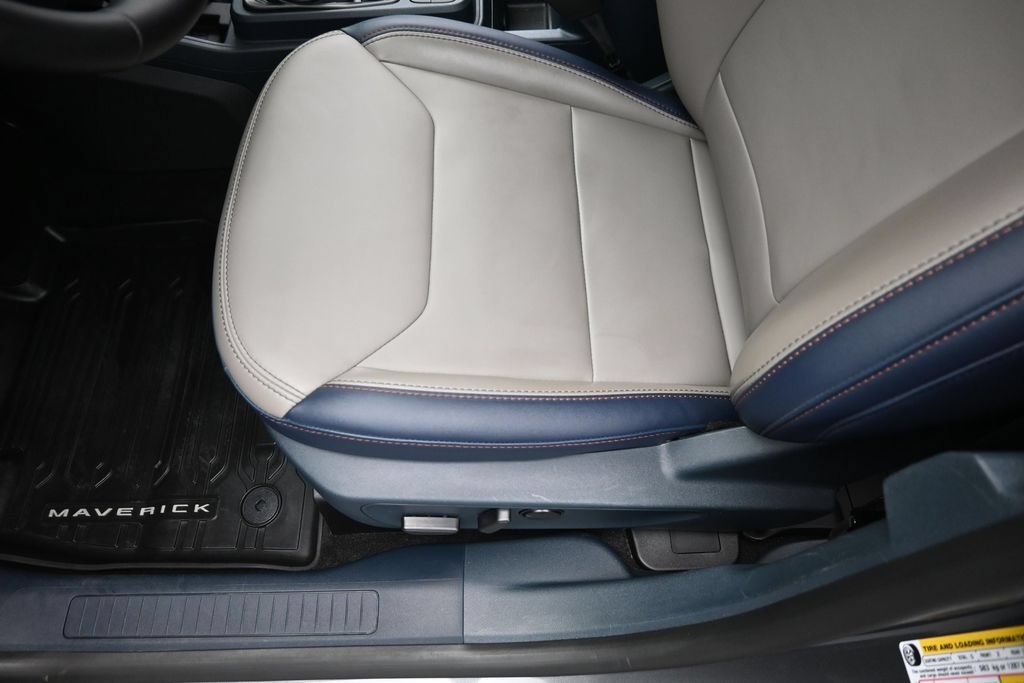 Certified 2025 Ford Maverick Lariat AWD/4WD image 10