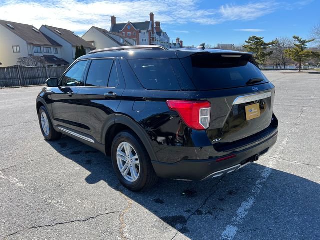 Certified 2023 Ford Explorer XLT w/ Equipment Group 202A image 7