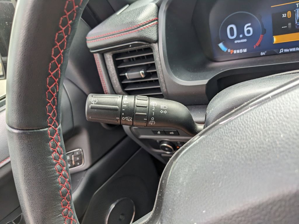 Certified 2024 Ford Expedition Limited image 32